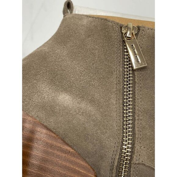 MICHAEL Michael Kors Women's Loni Ankle Bootie - Birch 7M - Picture 8 of 10